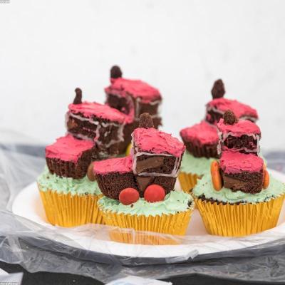 Assorted Cupcakes (6 pcs)